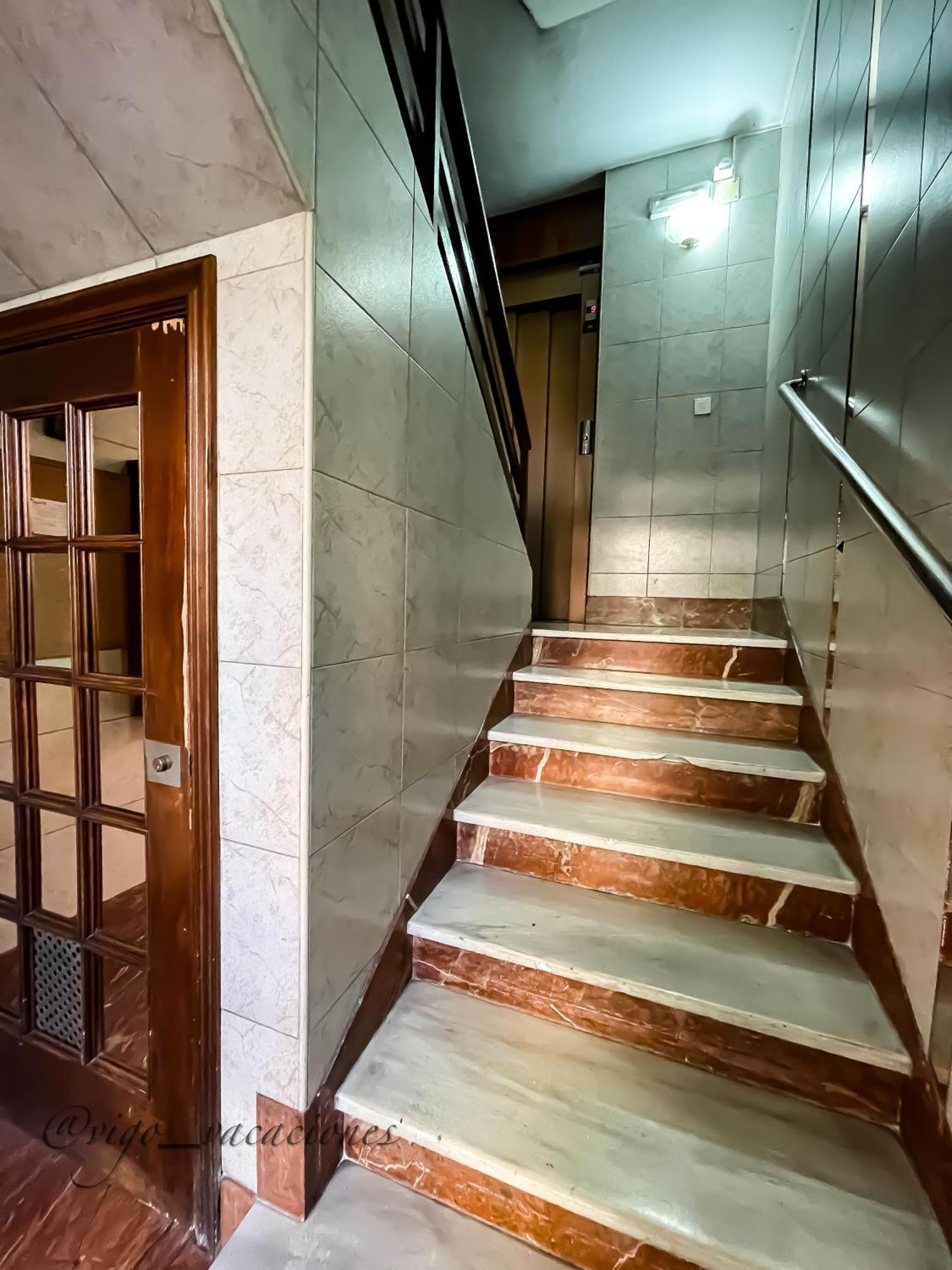 Acogedor Piso Familiar Travesia Apartment Vigo Exterior foto